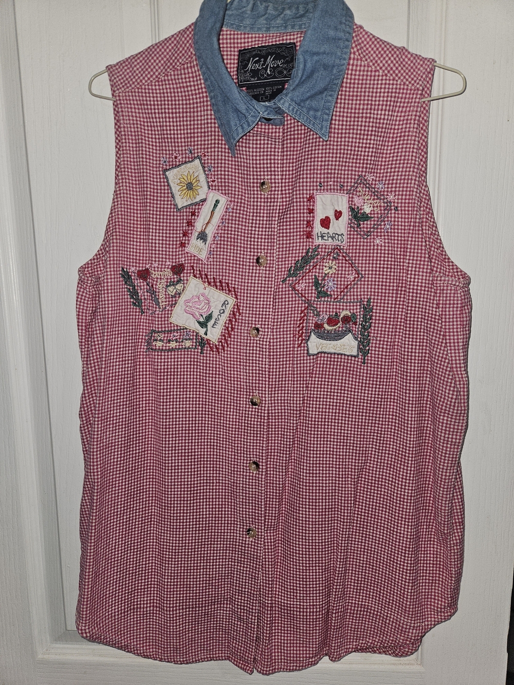 1970 NEXT MOVE Embroidered Patch Gingham Button-Up Sleeveless Shirt